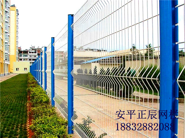 1642239574110391.jpg 圍欄網(wǎng)03.jpg