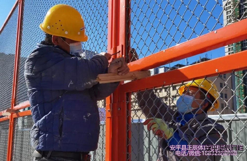 1652747950345113.jpg 籃球場圍網(wǎng)2.jpg