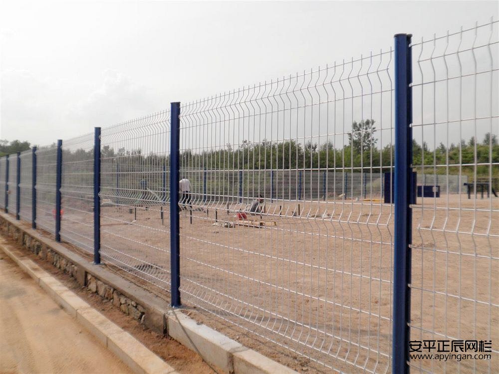 護欄網生產廠家
