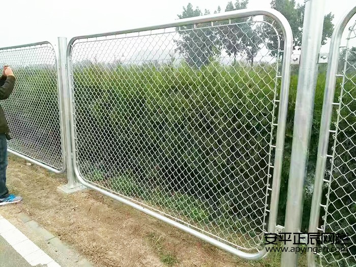 邊框護欄網(wǎng)