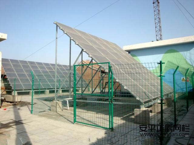 http://www.gxshitian.com光伏站防護圍欄