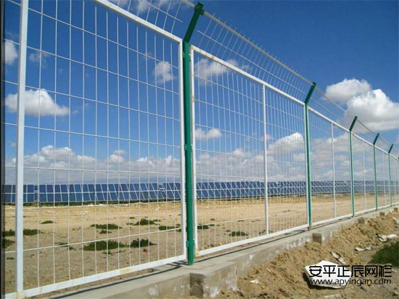 http://www.gxshitian.com光伏電廠圍欄網