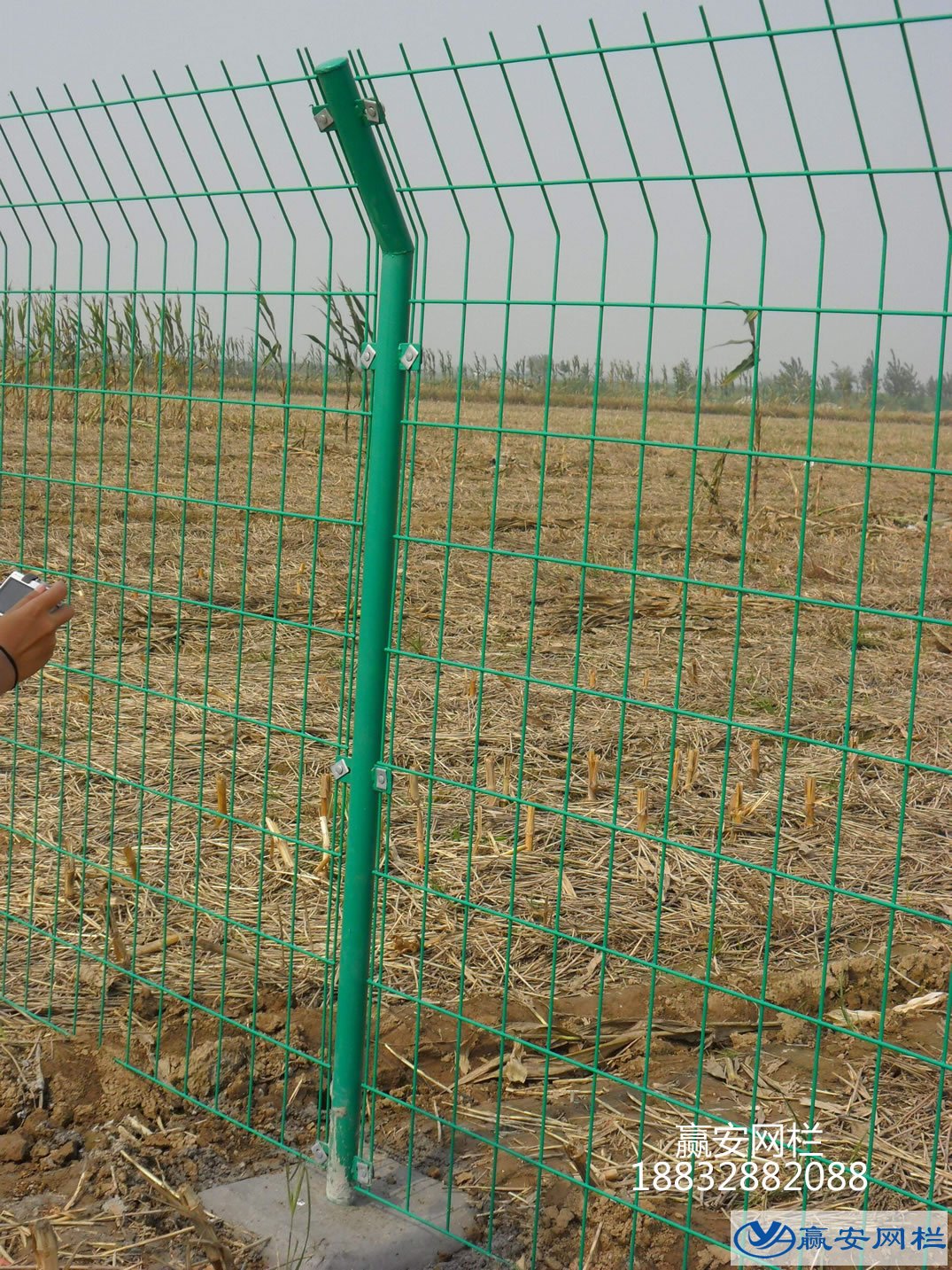 護欄網立柱