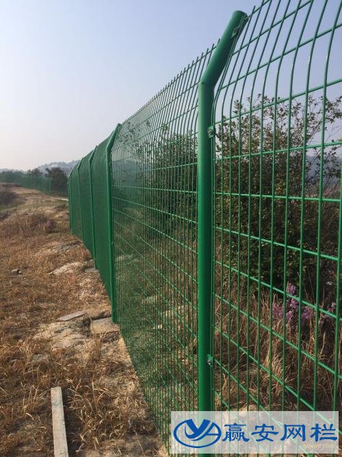 林場(chǎng)護(hù)欄網(wǎng) 林場(chǎng)護(hù)欄網(wǎng)