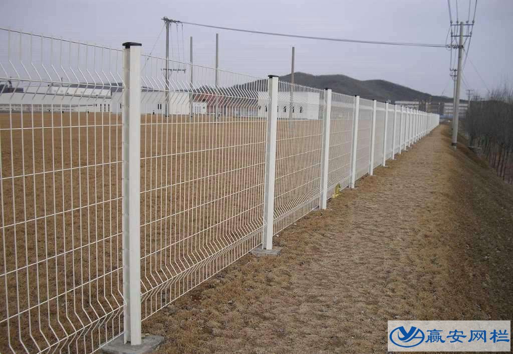 場地折彎護欄網