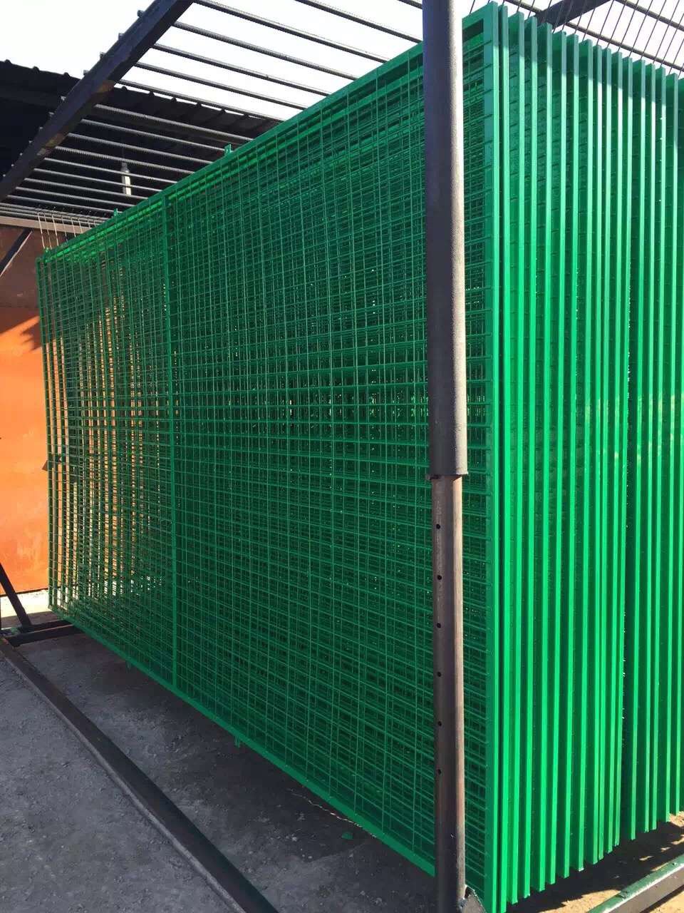 隔離護欄網