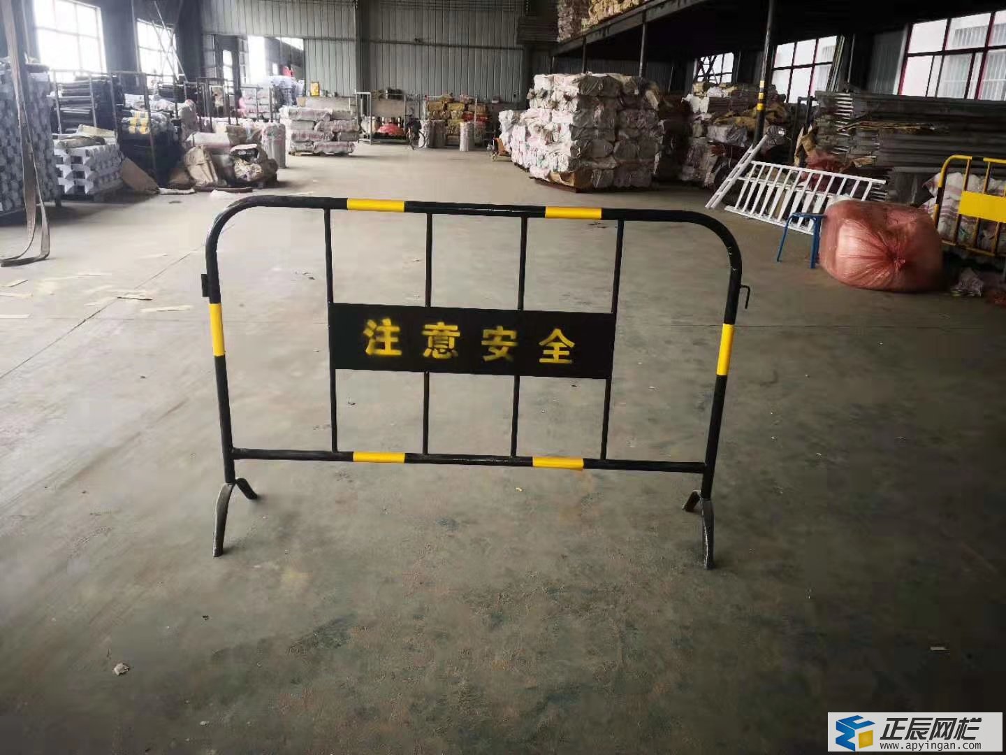 疫情隔離護(hù)欄