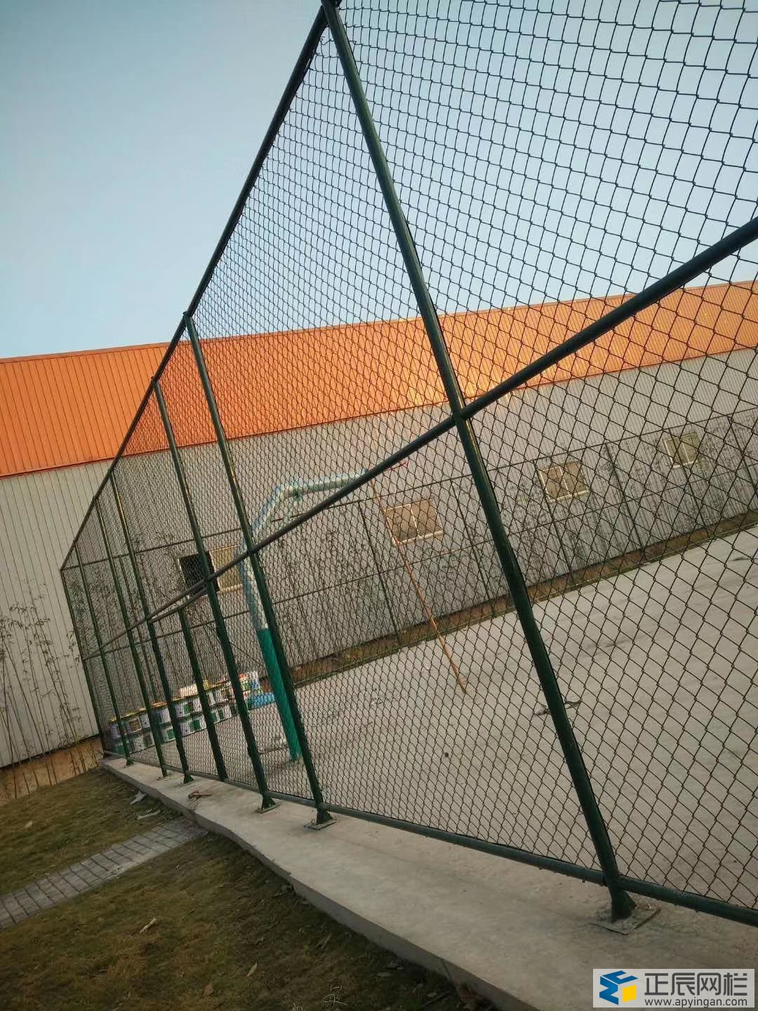籃球場圍網