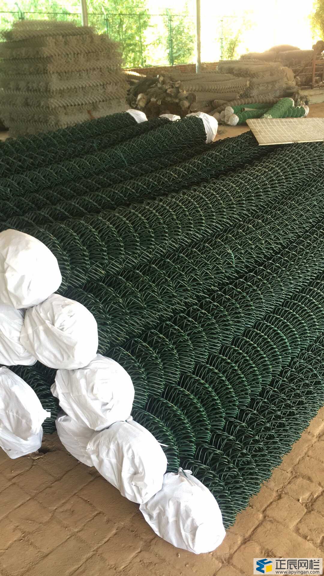 籃球場(chǎng)圍網(wǎng)多少錢(qián)