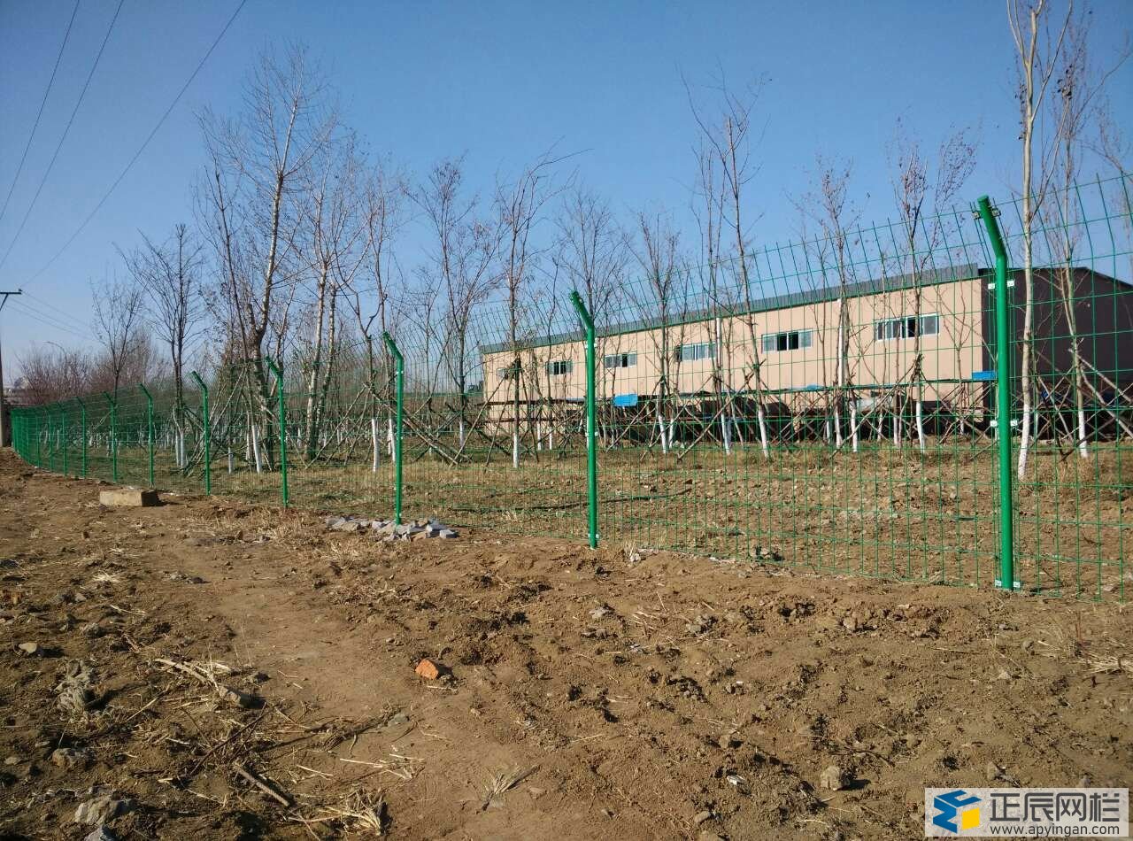 圍墻鐵絲網圍欄