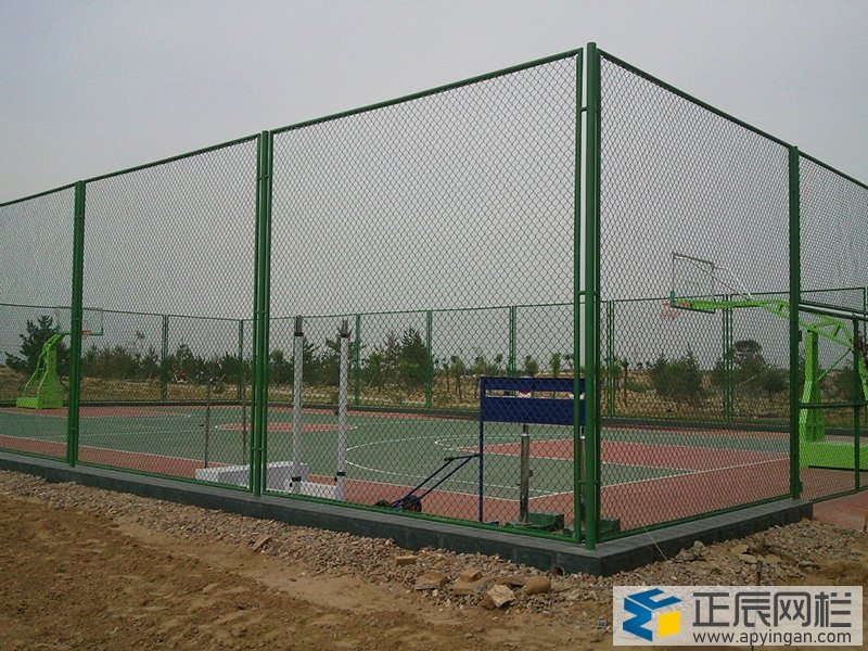 綠色勾花網(wǎng)護(hù)欄多少錢一平米