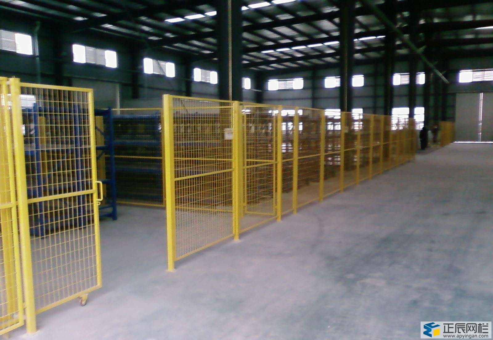 隔離網(wǎng)片,隔離網(wǎng)價(jià)格,隔離網(wǎng)廠(chǎng)家 隔離網(wǎng)片,隔離網(wǎng)價(jià)格,隔離網(wǎng)廠(chǎng)家