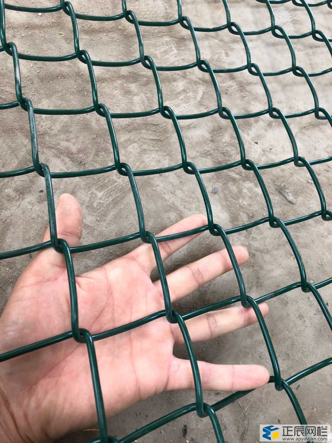 勾花護欄網的網眼