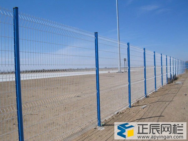 鐵網圍欄多少錢一米怎么算怎么賣