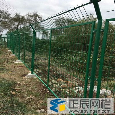 公路護欄網(wǎng)