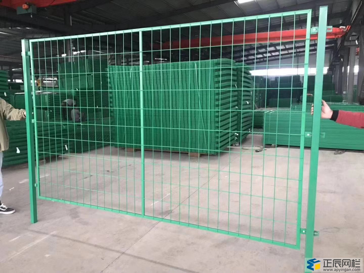 框架護欄網安裝