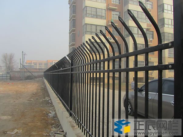 小區圍墻護欄